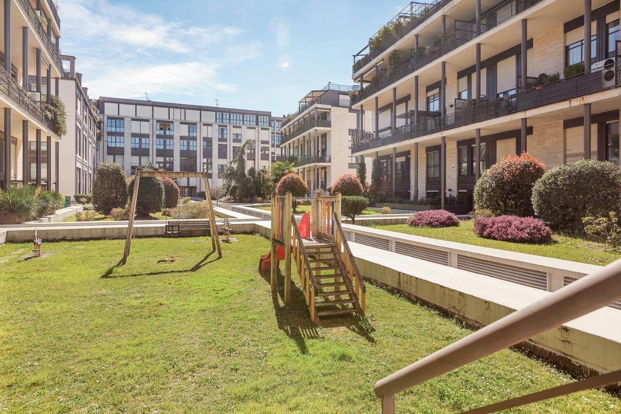 Elegant Loft With Balcony! Apartment Milan Bagian luar foto