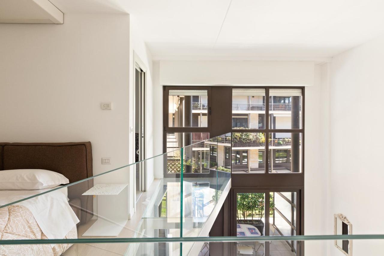 Elegant Loft With Balcony! Apartment Milan Bagian luar foto