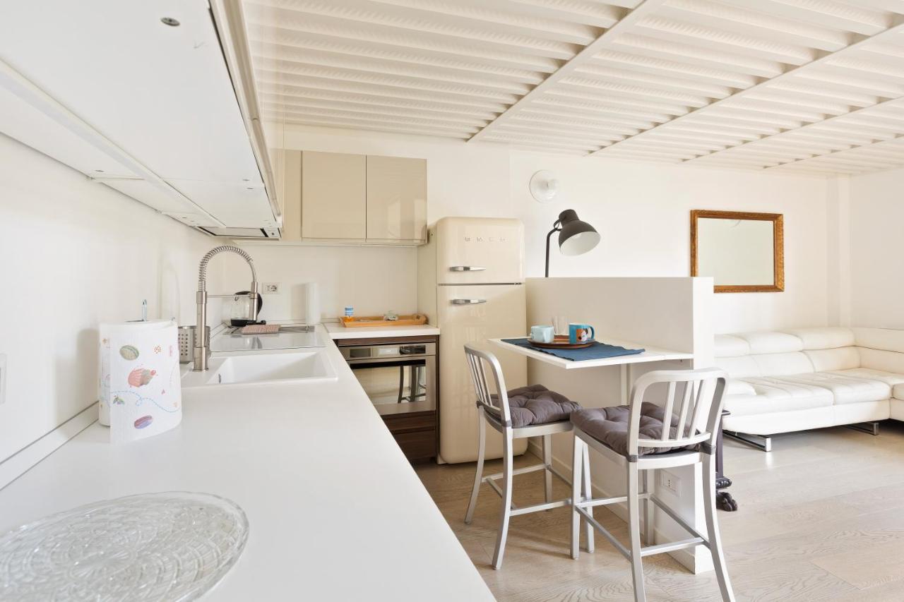 Elegant Loft With Balcony! Apartment Milan Bagian luar foto