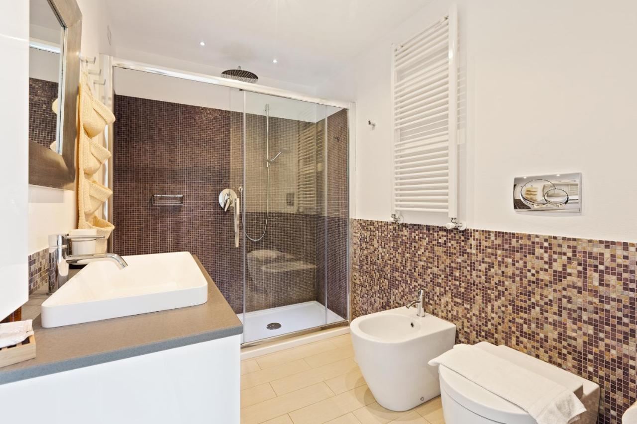 Elegant Loft With Balcony! Apartment Milan Bagian luar foto